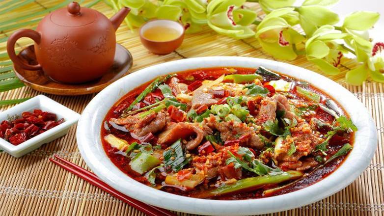 水煮牛肉片 Sichuan Broth Braised Beef